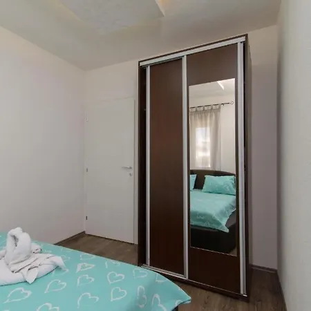 Apartament In Okrug Gornji With Sea View, Terrace, Air Conditioning, Wifi 5134-4 *