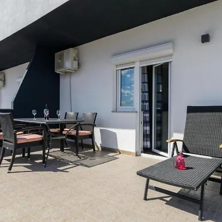 Apartment In Okrug Gornji With Sea View, Terrace, Air Conditioning, Wifi 5134-4 Trogir
