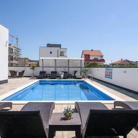 In Okrug Gornji With Sea View, Terrace, Air Conditioning, Wifi 5134-4 公寓 *