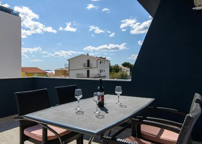 In Okrug Gornji With Sea View, Terrace, Air Conditioning, Wifi 5134-4 Apartment Trogir