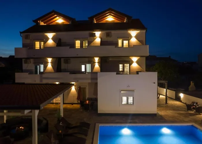 In Okrug Gornji With Sea View, Terrace, Air Conditioning, Wifi 5134-4 Apartment *