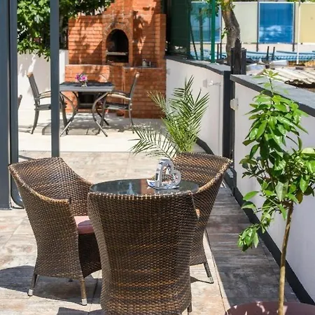 아파트 In Okrug Gornji With Sea View, Terrace, Air Conditioning, Wifi 5134-4