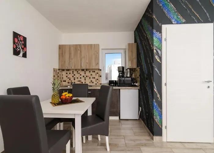In Okrug Gornji With Sea View, Terrace, Air Conditioning, Wifi 5134-4 Trogir